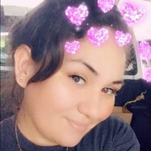 Meet your Posher, Jasmine